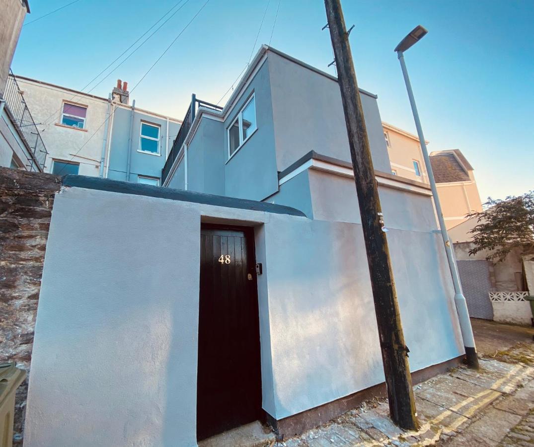 Apartment On The Hoe & Coastal Path With Free Parking พลีมัธ ภายนอก รูปภาพ