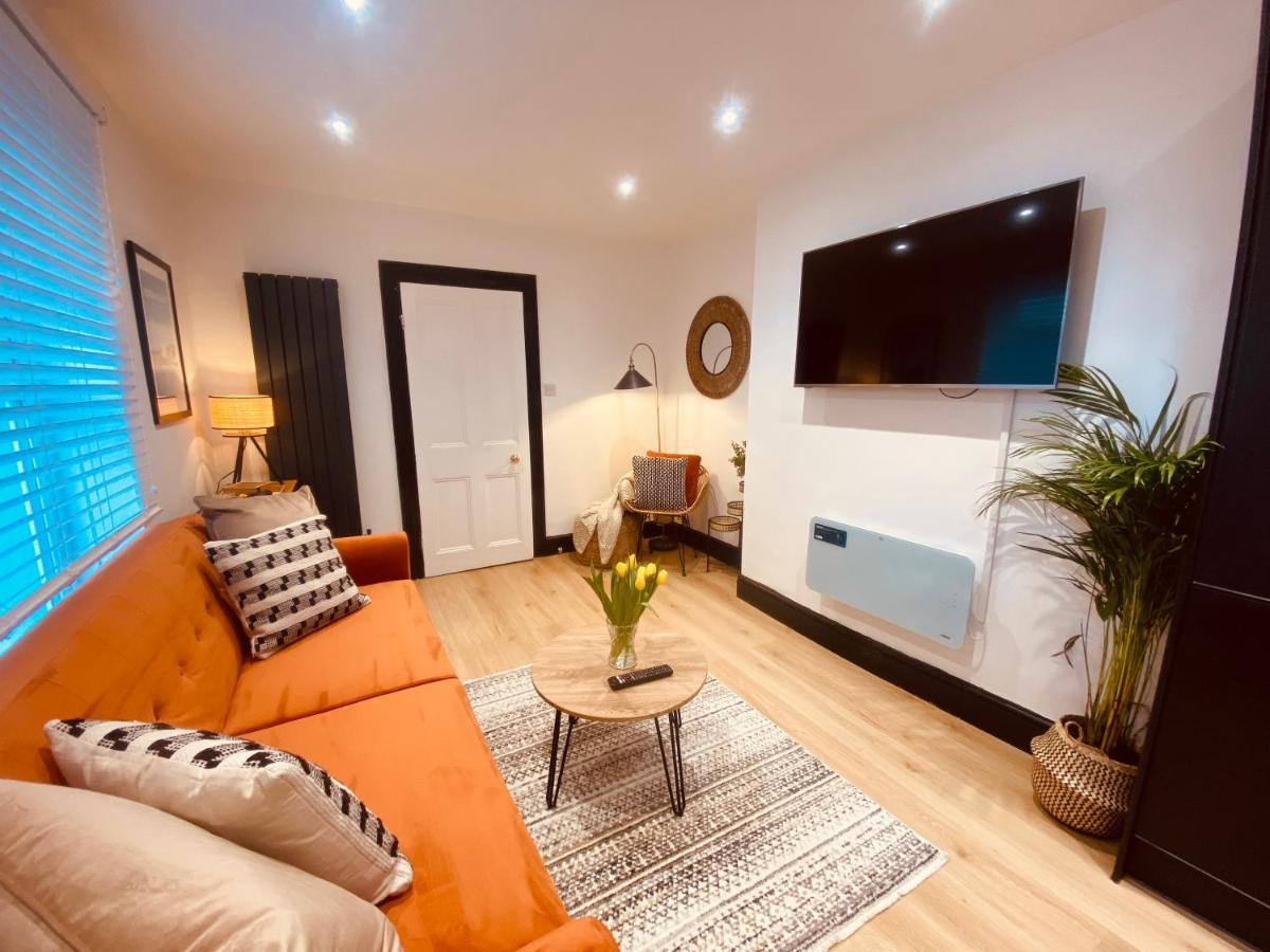 Apartment On The Hoe & Coastal Path With Free Parking พลีมัธ ภายนอก รูปภาพ