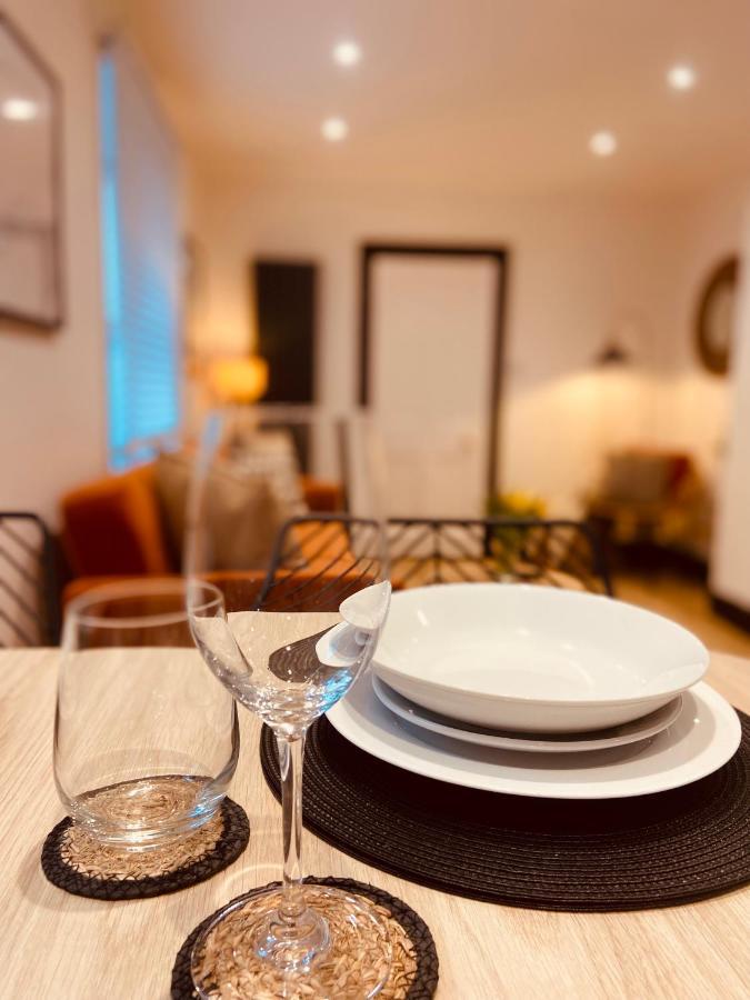 Apartment On The Hoe & Coastal Path With Free Parking พลีมัธ ภายนอก รูปภาพ